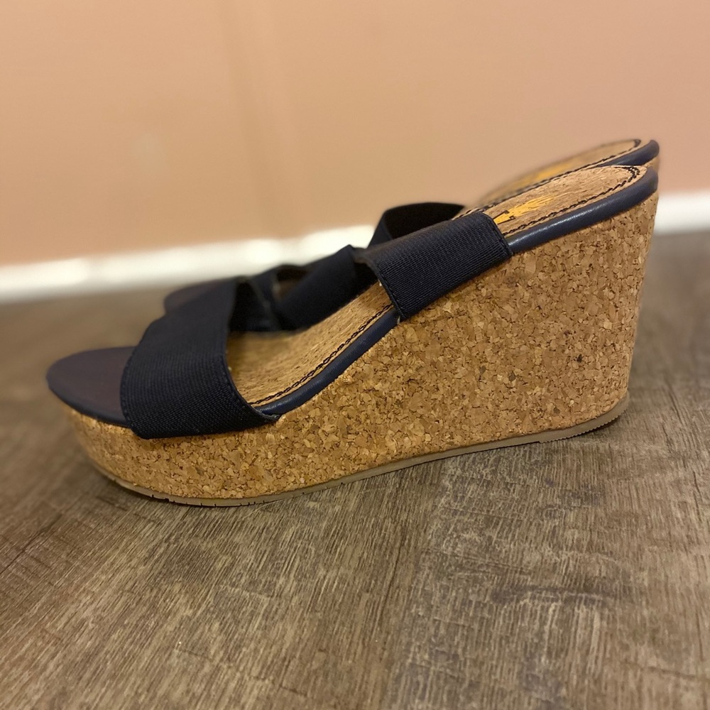 Navy Volatile wedges - Picture 2 of 2